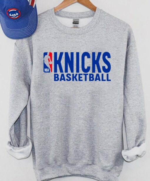 knicks sweatshirt mens