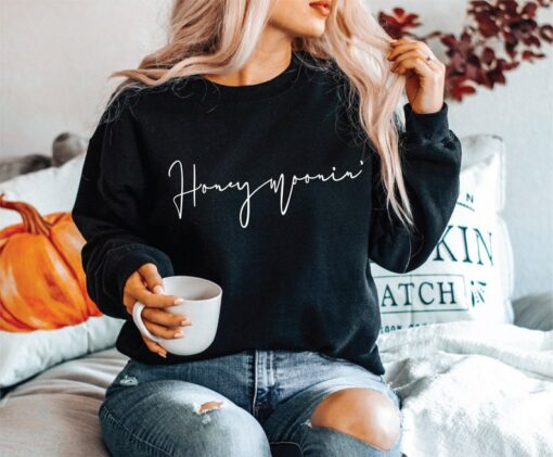 honey moonin sweatshirt